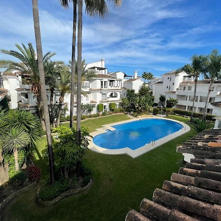 Apartamentos Naranjos Del Sol ماربيا المظهر الخارجي الصورة