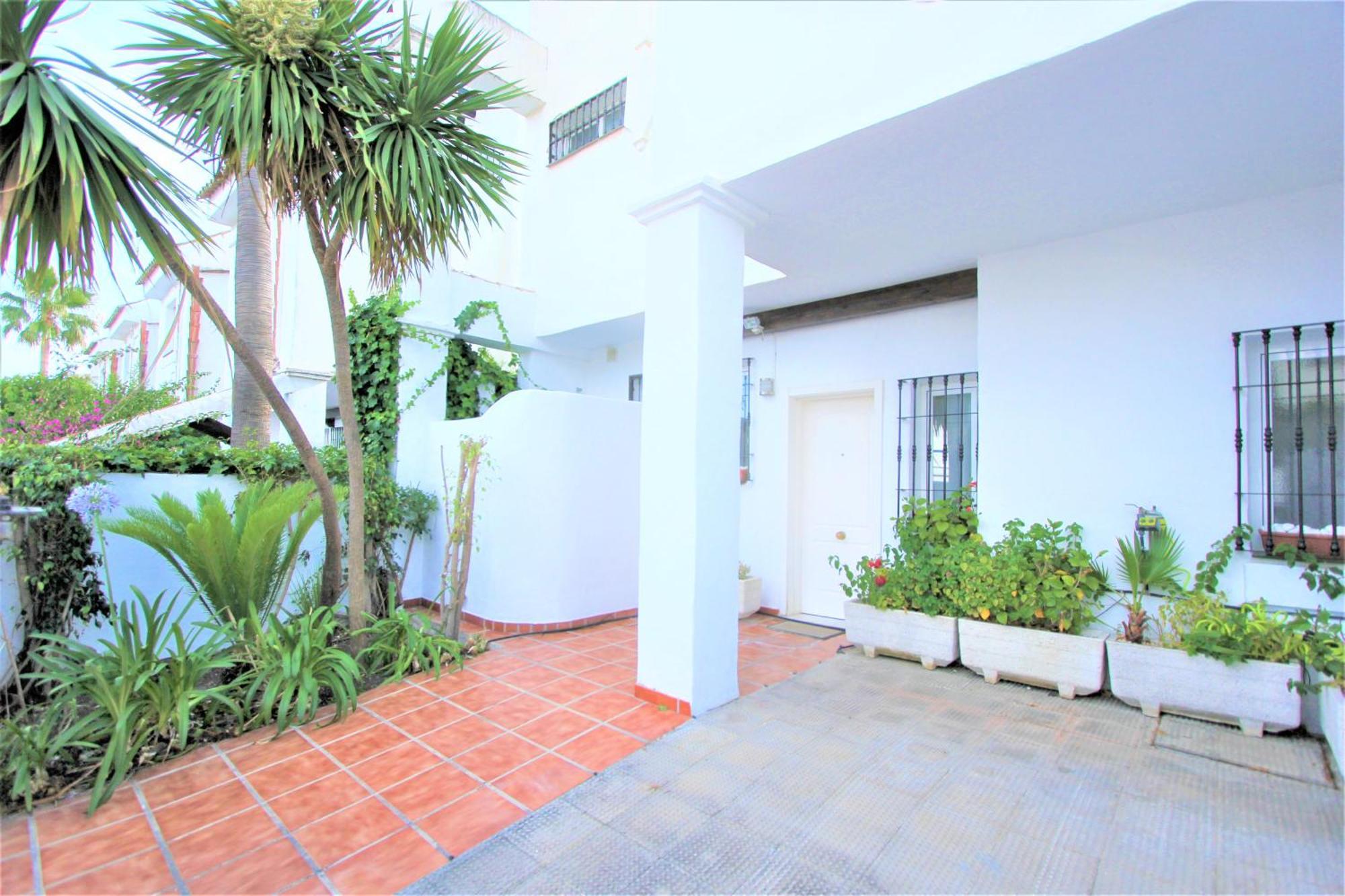 Apartamentos Naranjos Del Sol ماربيا المظهر الخارجي الصورة