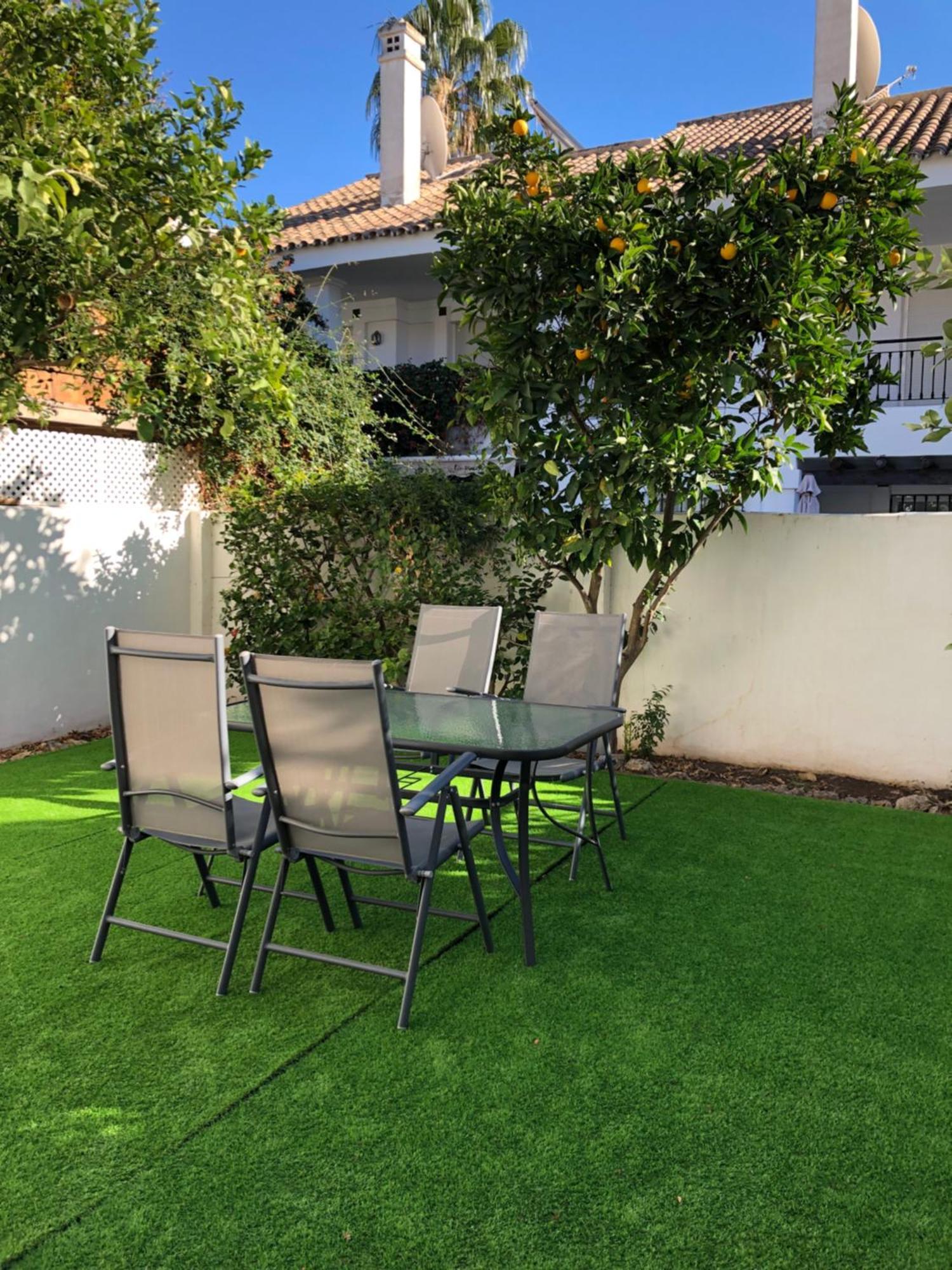 Apartamentos Naranjos Del Sol ماربيا المظهر الخارجي الصورة